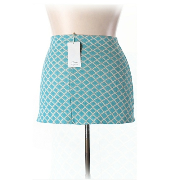 Zara Baby Blue Patterned Mini - Picture 2 of 3